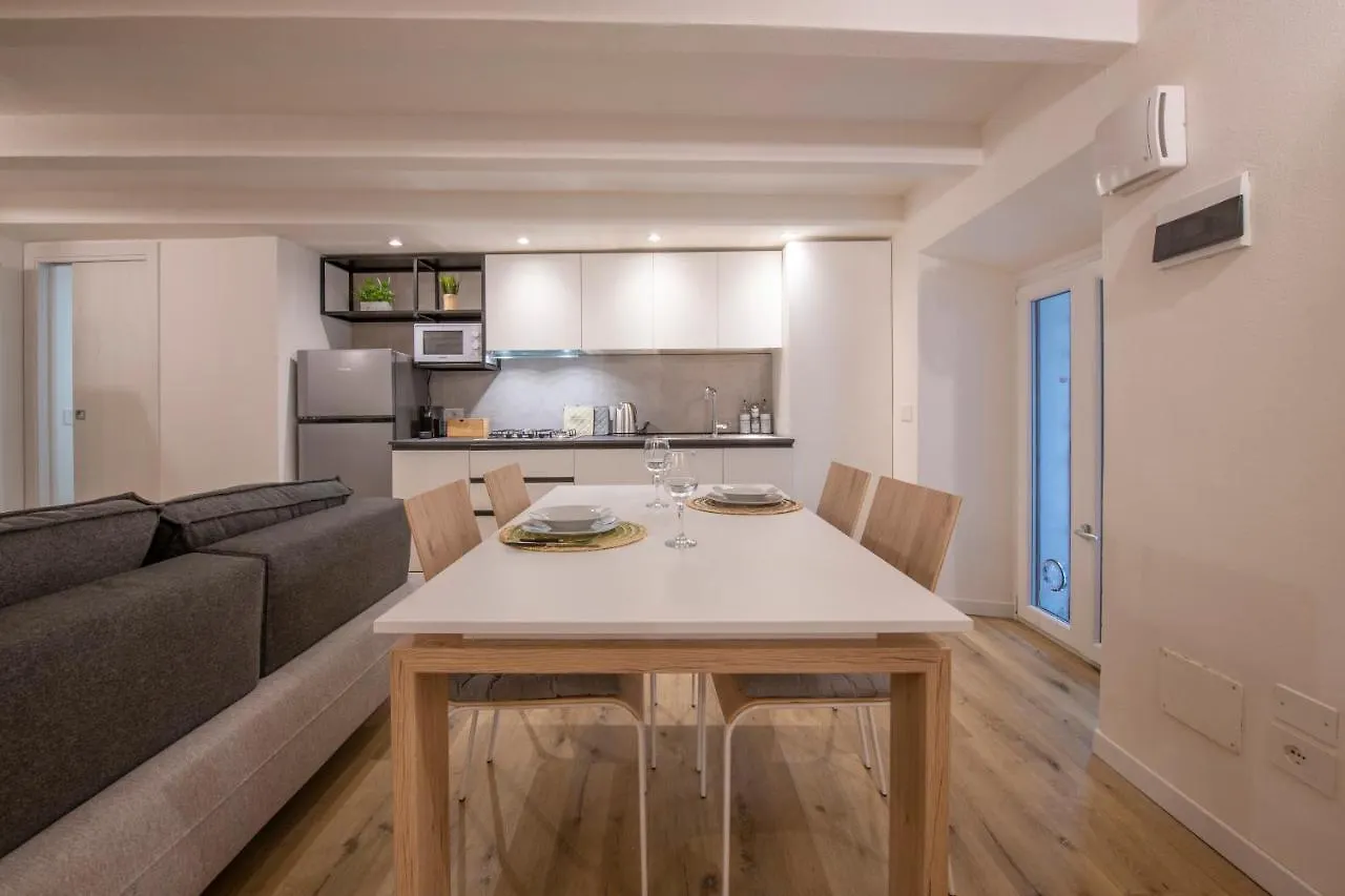 Borsarihouse Wifi & Smarttv Apartment Verona 0*,